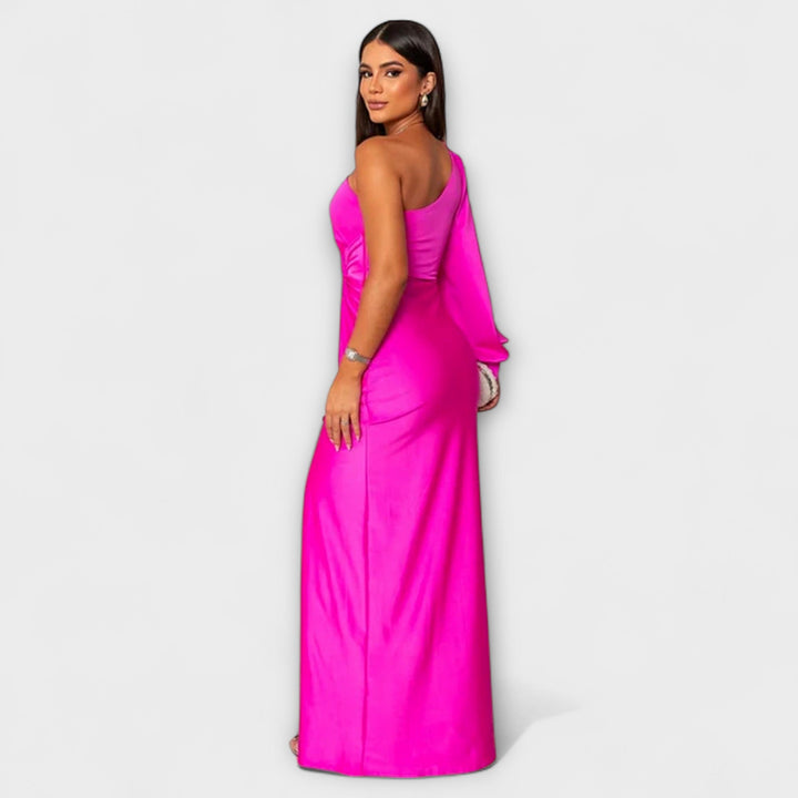 Julie - Robe élégante avec raffinement