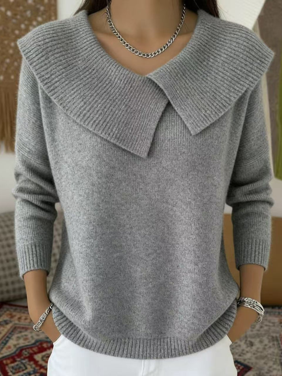Caroline – Pull élégant en maille avec col distinctif