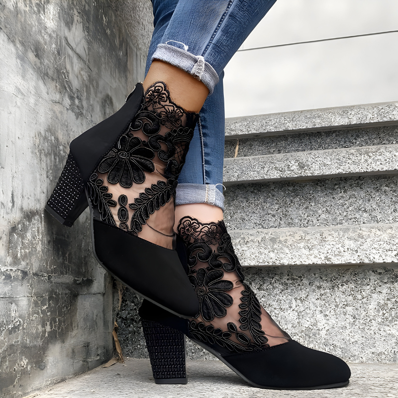 Lynora | Talons Orthopédiques