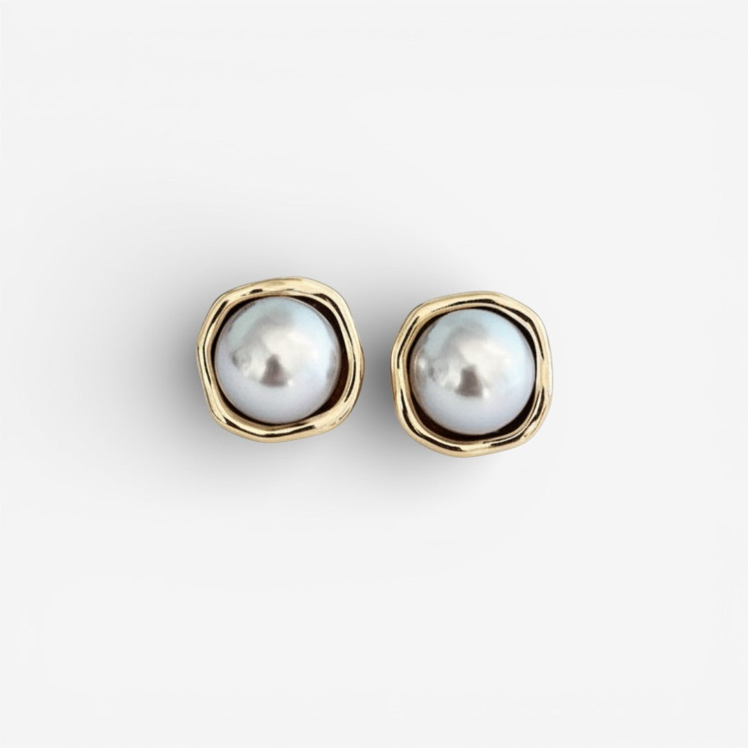 Boucles d'oreilles en perles noires élégantes