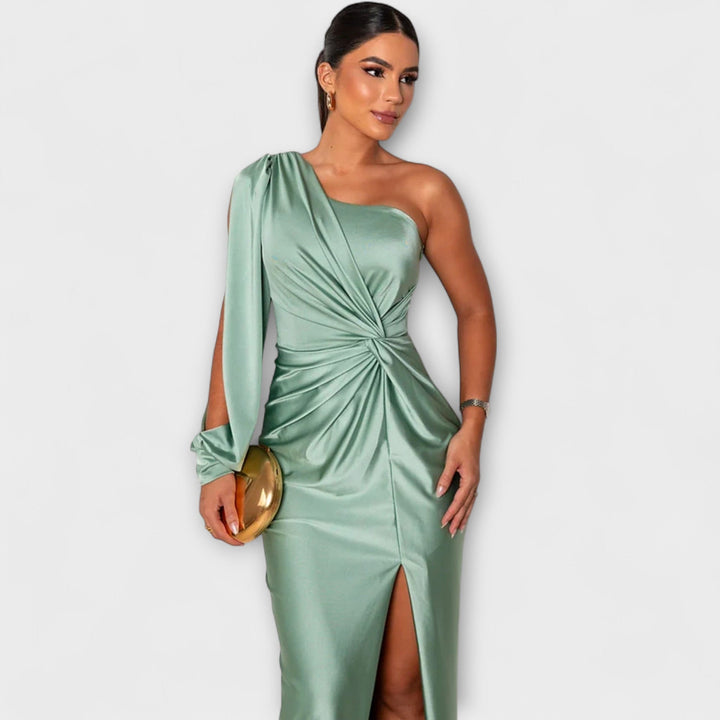 Julie - Robe élégante avec raffinement