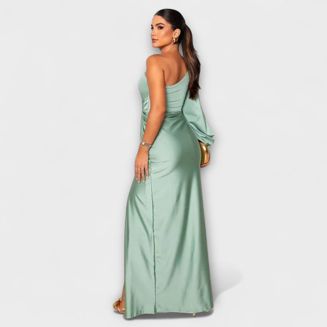 Julie - Robe élégante avec raffinement