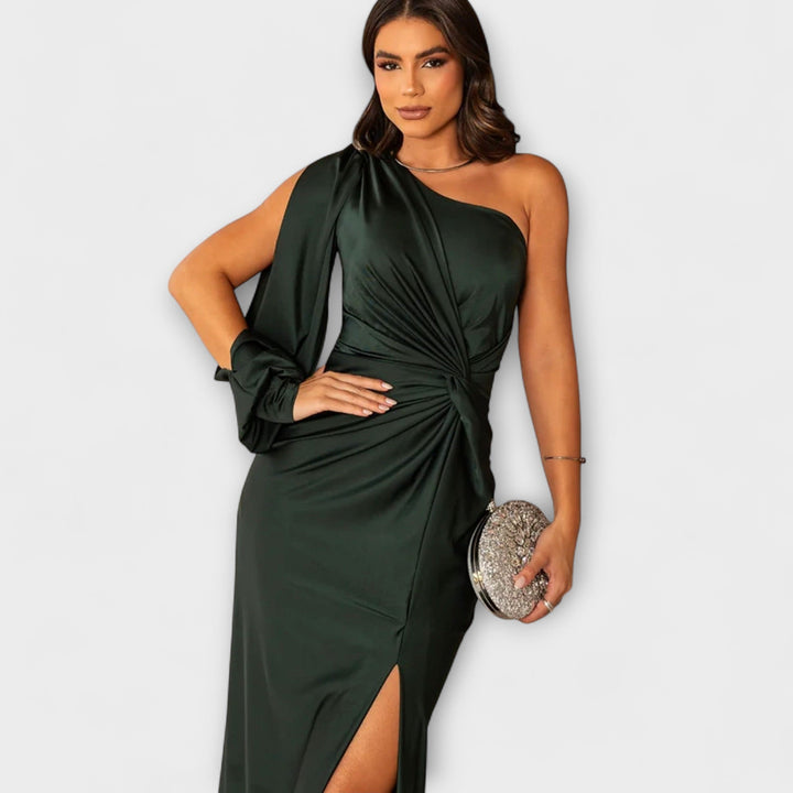 Julie - Robe élégante avec raffinement