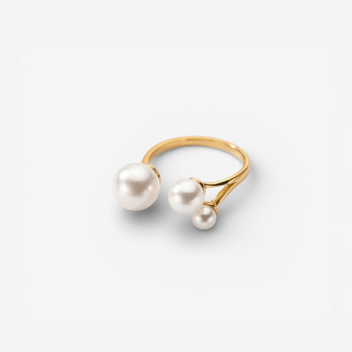 Bague en perles d'eau douce triple ajustable