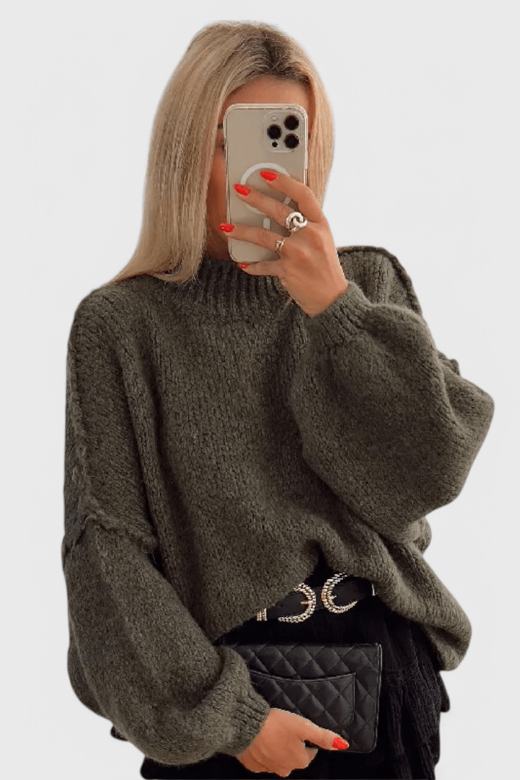 Solange™ Pull Oversize
