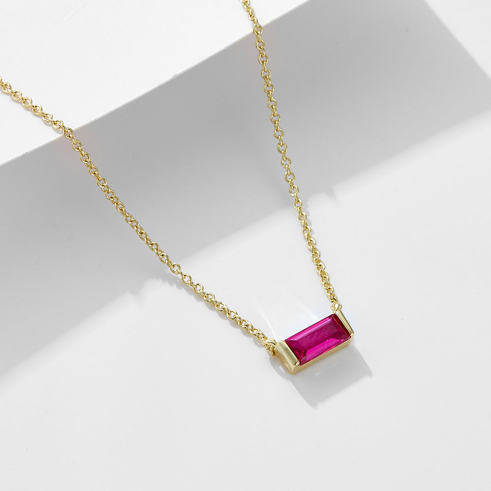 Livia – Collier en argent avec petit pendentif
