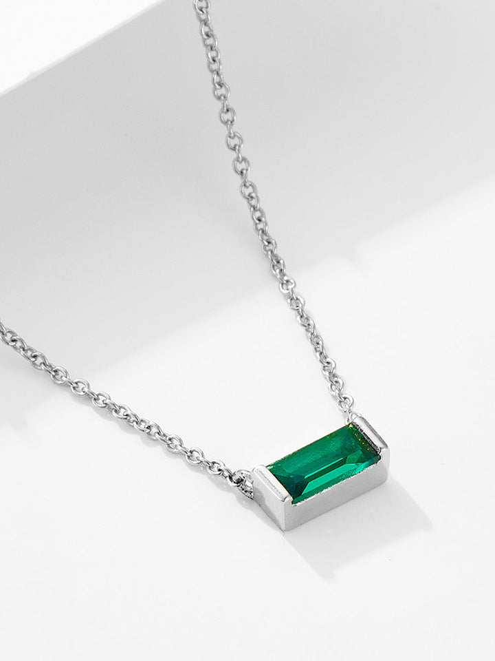 Livia – Collier en argent avec petit pendentif