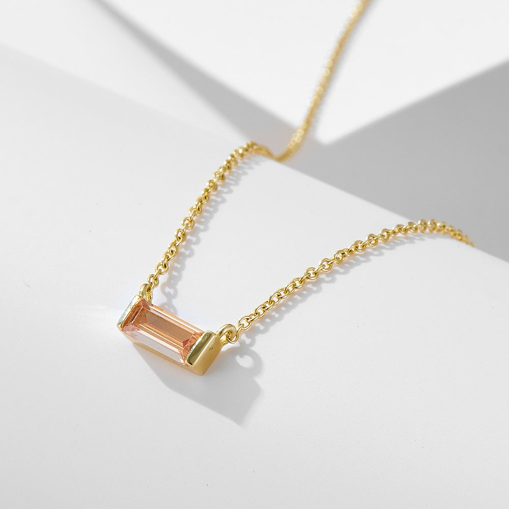 Livia – Collier en argent avec petit pendentif