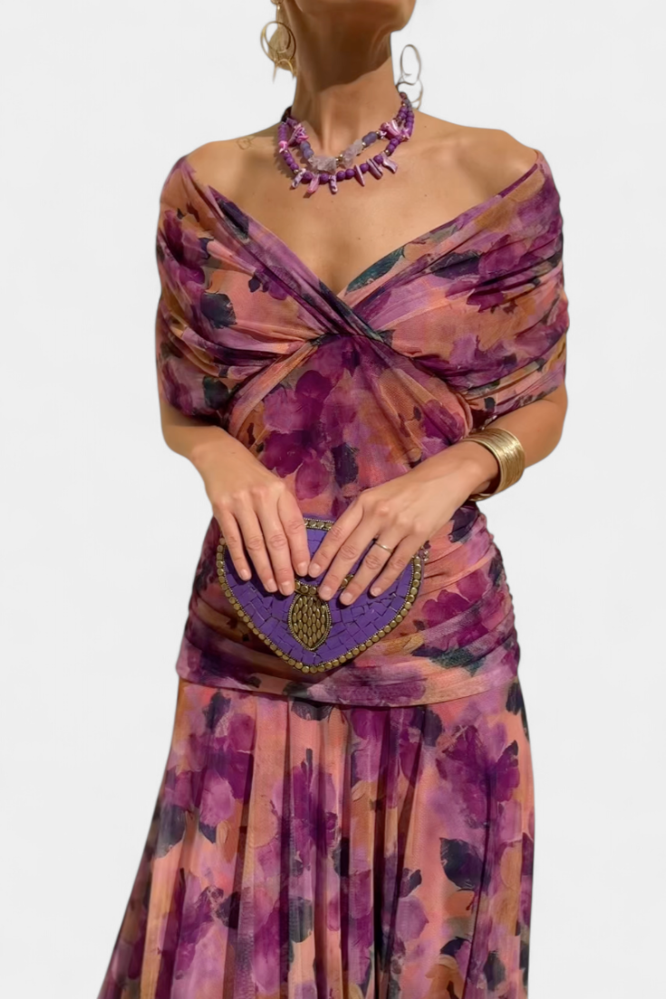 Magda - Robe longue fleurie avec décolleté en V