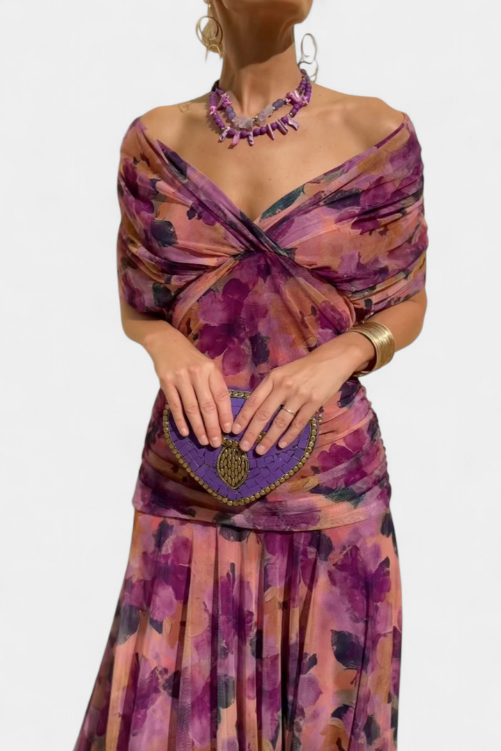 Magda - Robe longue fleurie avec décolleté en V