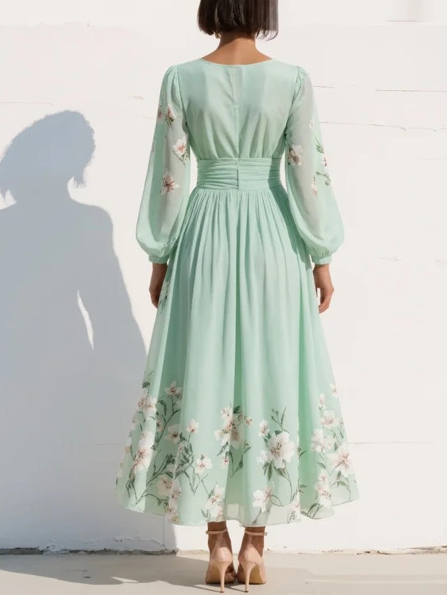 Lucija - Robe Midi en Chiffon Vert Clair avec Plissé Floral