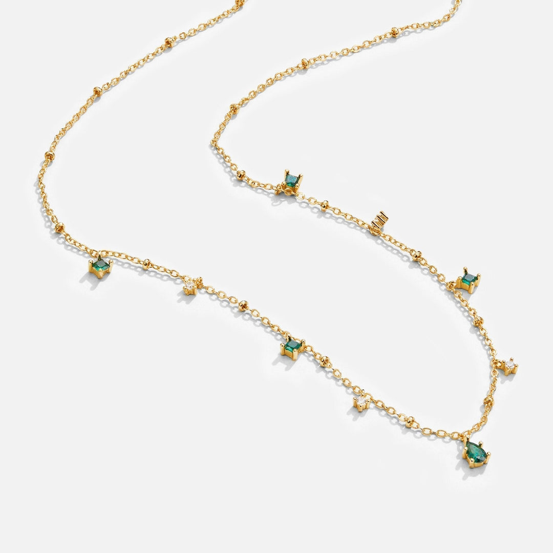 Marthe – Collier en or avec pendentif vert