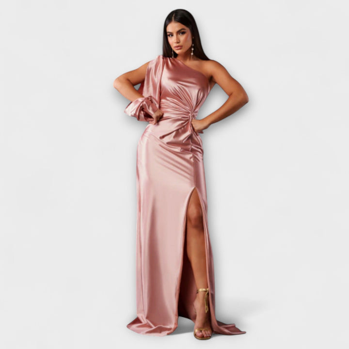 Julie - Robe élégante avec raffinement