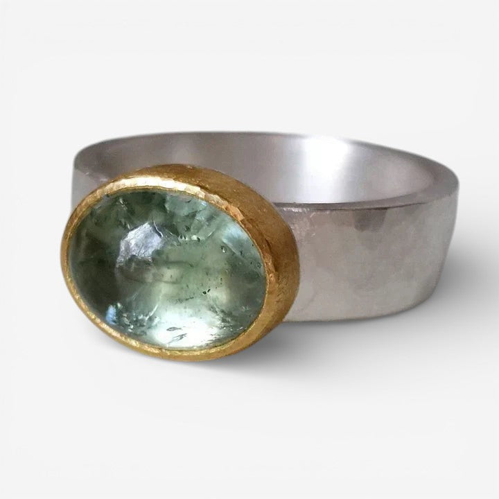 Celeste | Bague rétro verte avec pierre polie